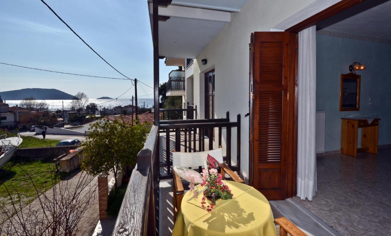 Aris Junior Studios Neo Klima Skopelos ภายนอก รูปภาพ